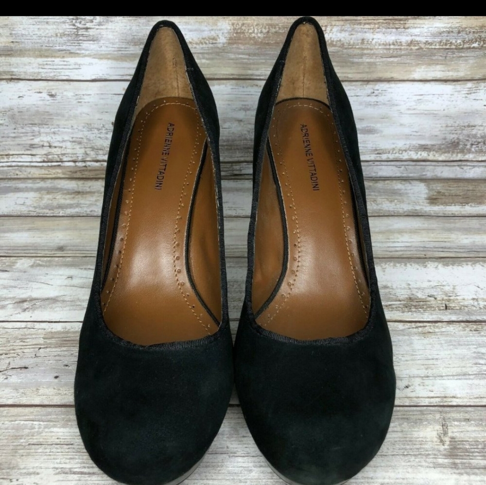 Adrienne Vittadini Marve Black Suede Pumps 9.5 - Picture 2 of 3